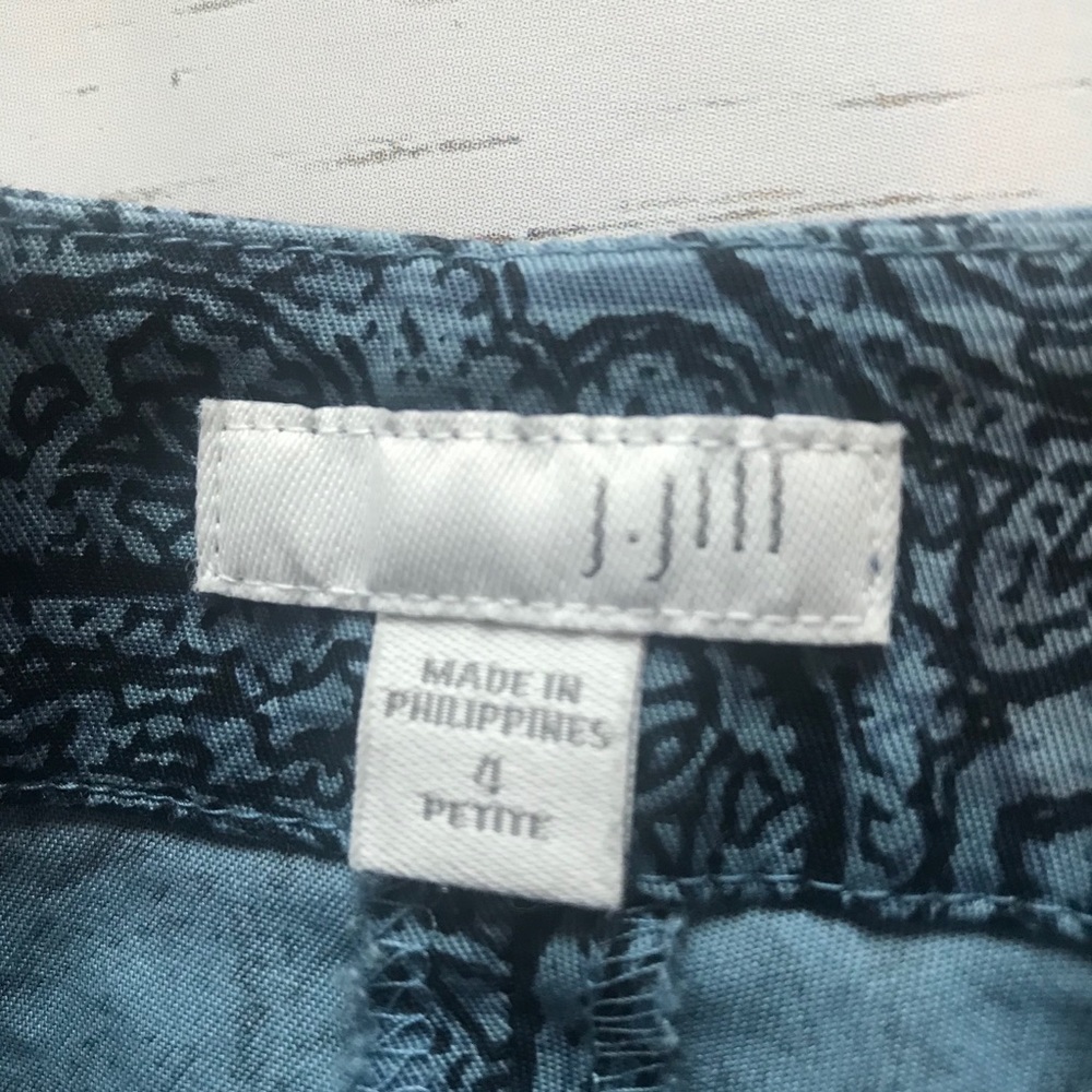 J. Jill Paisley Ankle Pants. Size 4 Petite - Picture 3 of 6